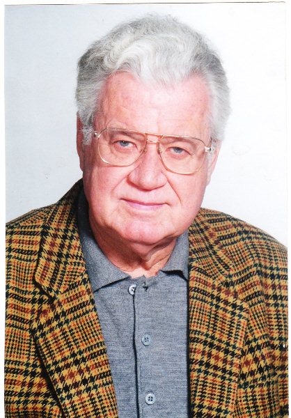 Dr. Bakay Endre (1928. február 16 - 2010. október 13.)